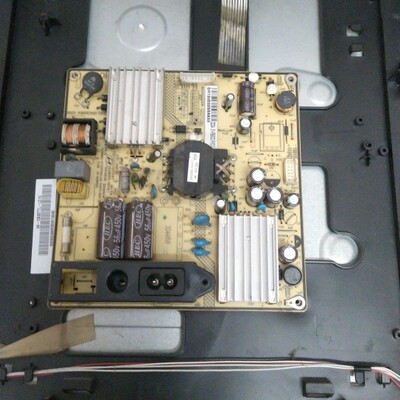 原装TCL L32F3320B 电源板SHG3206A-101H  8针 拆机无修