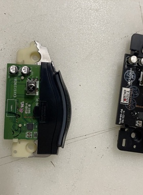 LG 32LH20R 37LH20R-CA 32LH20RC遥控接收板 EAX61206501