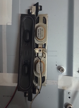 原装创维电视喇叭5628-106104-0060 6欧8W 扬声器 中心孔距17.5CM