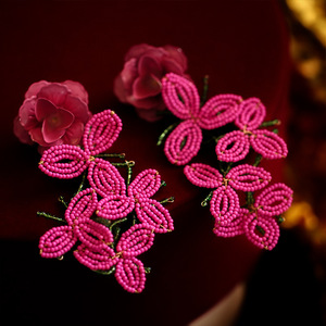 花朵米珠枝丫流苏耳环