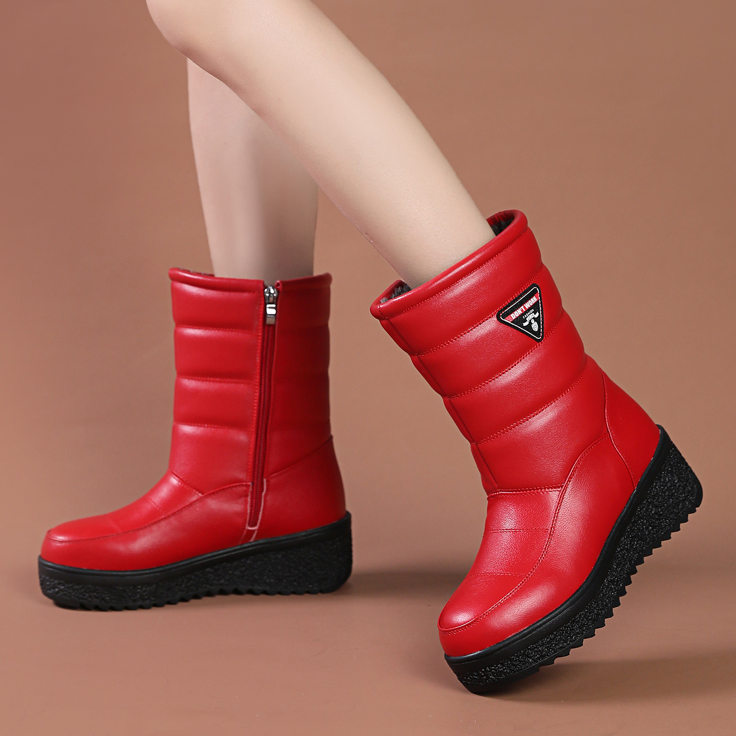 东北雪地靴女户外冬季真皮靴子加厚加绒中筒靴厚底保暖防滑棉靴子