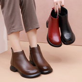棉鞋 妈妈软底短靴真皮春秋平跟皮鞋 圆头短筒靴休闲显脚小加绒大码