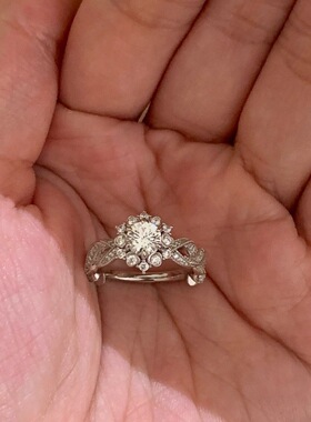 满钻轻奢复古食指戒指