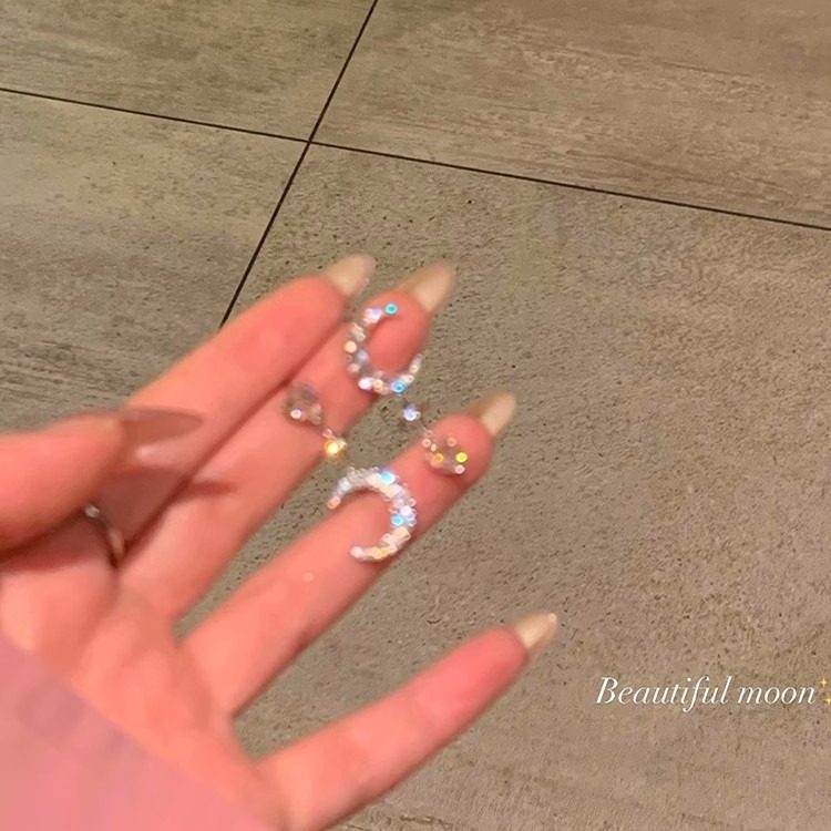 不对称爱星月粉钻爱心耳环小众设计感高级耳钉女个性精致新款耳饰,饰品/流行首饰/时尚饰品新,耳钉,淘宝优惠券,粉丝福利购,淘宝优惠卷