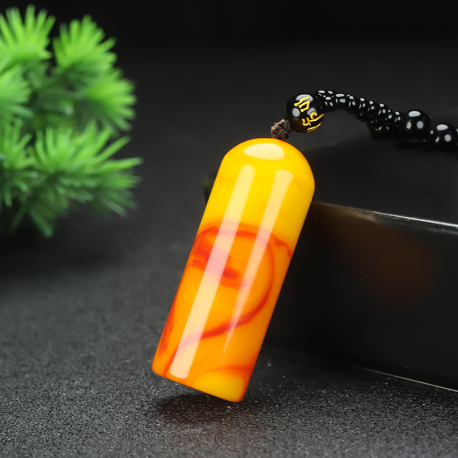 新疆和田玉印章挂件鸡血玉圆形印章料篆刻吊坠原石书法姓名章玉佩