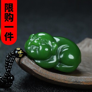 新疆玉和田玉招财小猪吊坠碧玉生肖猪挂件玉佩玉石金猪挂件毛衣链