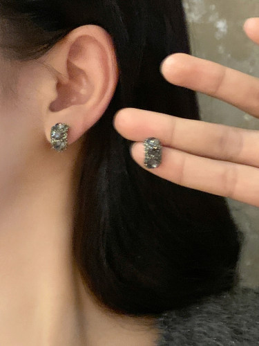 c形耳钉小众设计高级感耳饰