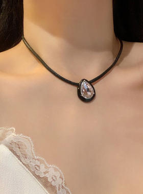 甜酷辣妹风水滴项链choker