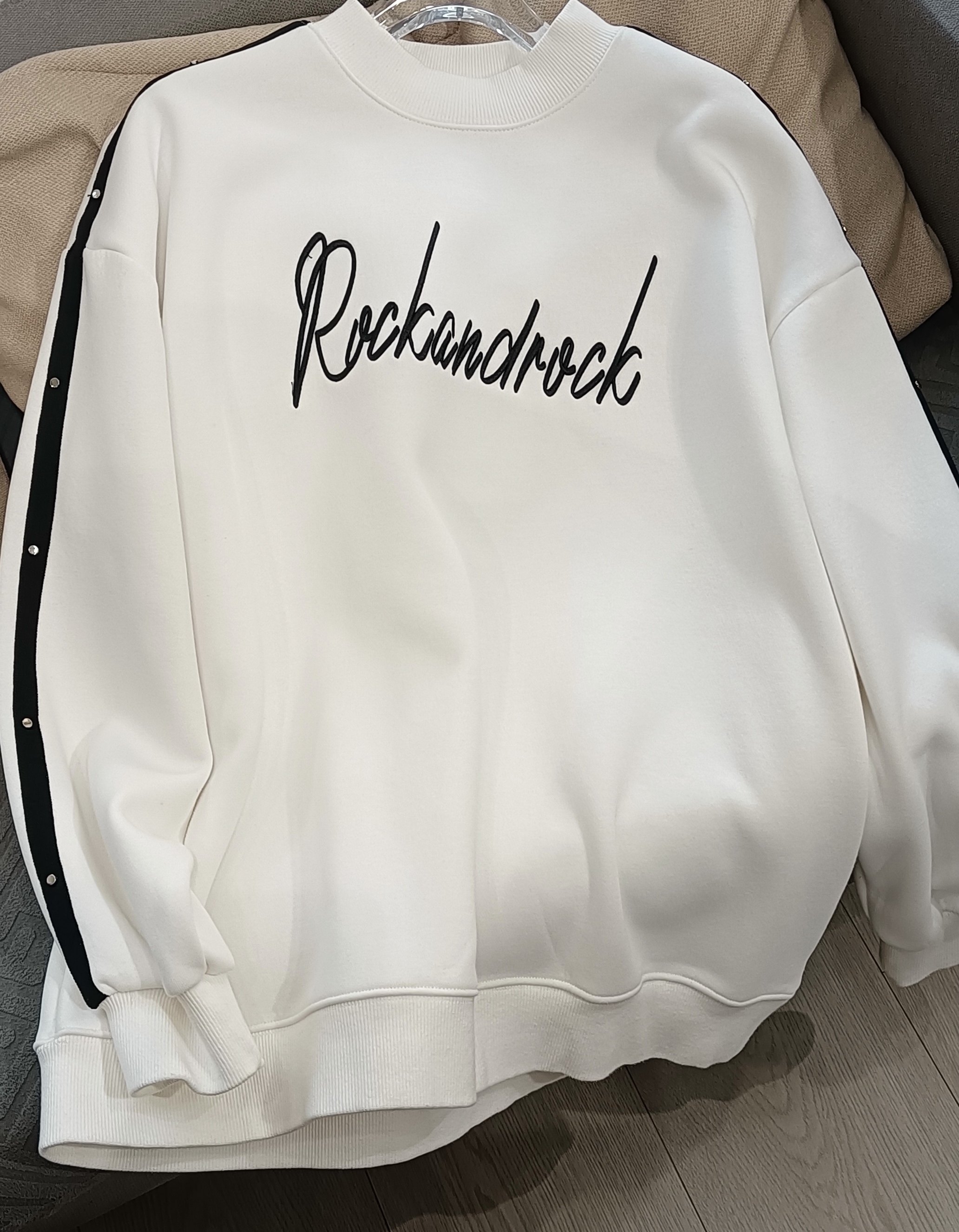 女童冬装2025新款洋气时髦保暖卫衣加绒12大童女孩秋冬上衣厚15岁