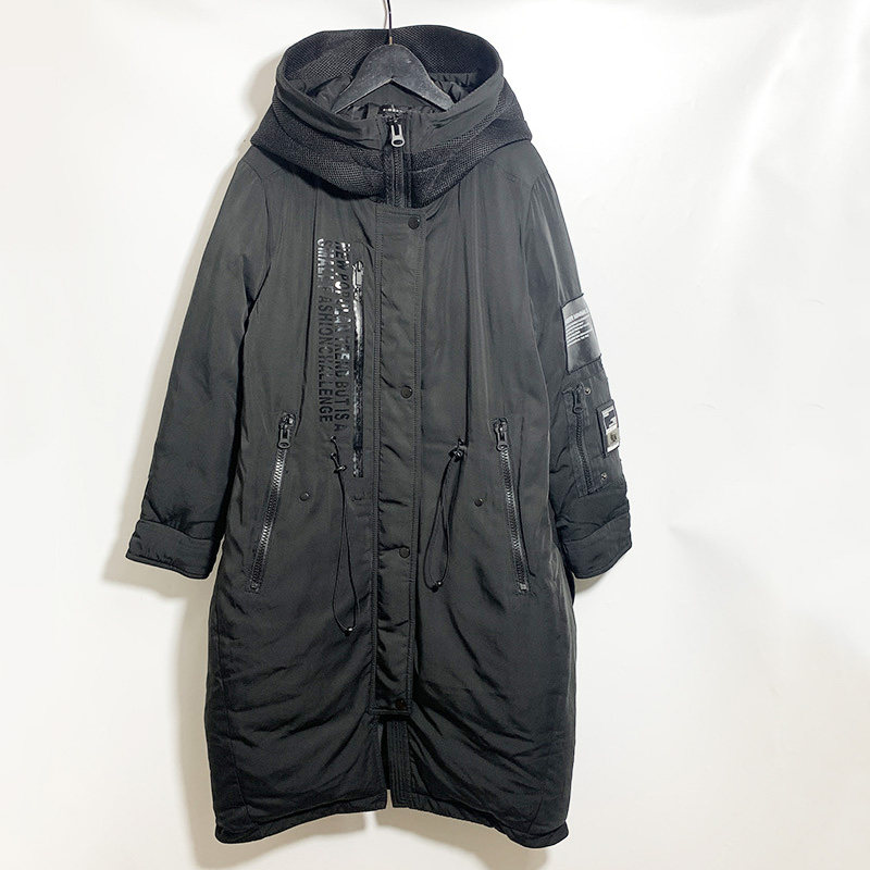 圣迪剪标女士插袋拼接收腰个性厚款羽绒服2483
