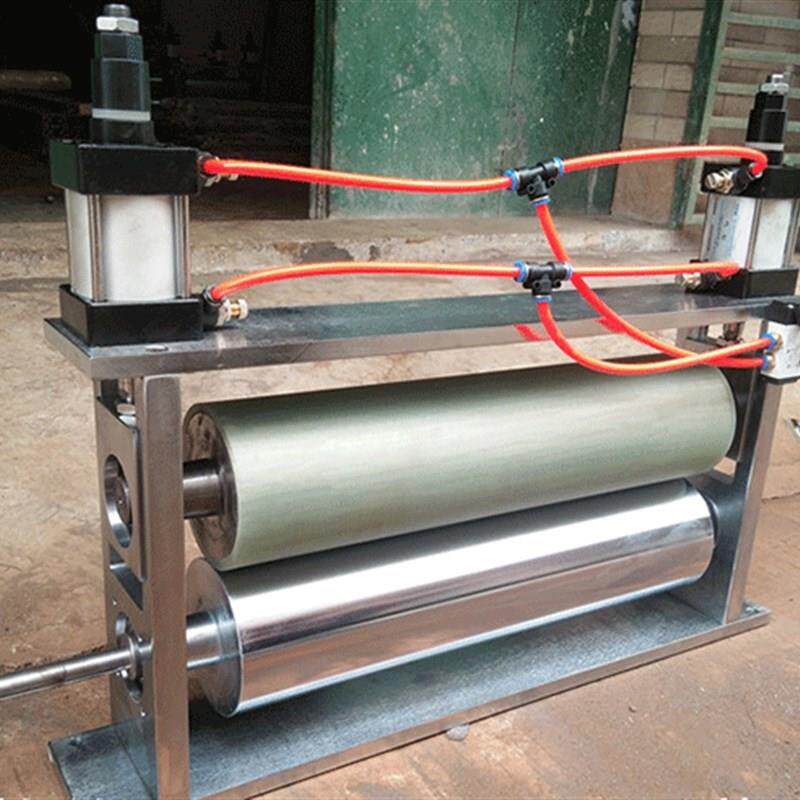 牵引贴合压片加热胶辊压机覆膜模切机器对烫金辊覆合滚筒整平压机