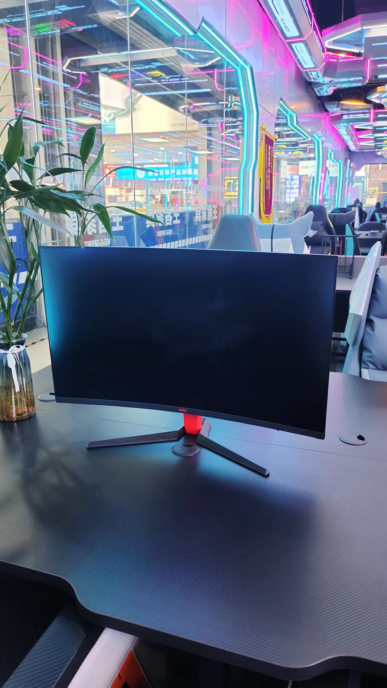 hkc32寸电竞显示器   gx32曲面165hz高清液晶二手屏幕