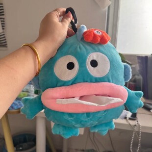 可爱丑鱼玩偶造型纸巾套家用卧室悬挂式汉顿丑萌抽纸盒车载纸巾套