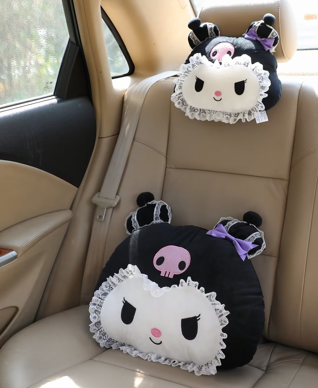 日系可爱卡通黑色小恶魔蕾丝库洛米汽车头枕车用腰靠沙发抱枕靠垫