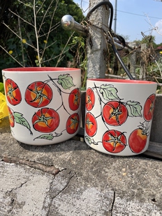 手绘番茄陶瓷多肉透气直筒小花盆插干花花瓶家居装 饰品厨房收纳桶