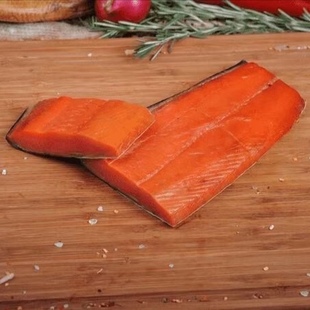 网红款俄罗斯风味果木熏制三文鱼马哈鱼中段俄式即食熏鱼下酒菜