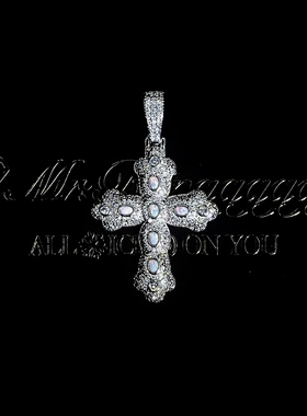 Mr.Bling混镶欧泊小十字架吊坠