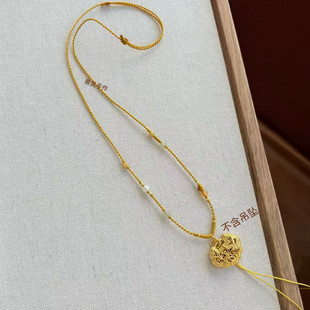 简约百搭和田玉佛项链小众大气锁骨搭金锁胖福金吊坠翡翠吊坠挂绳