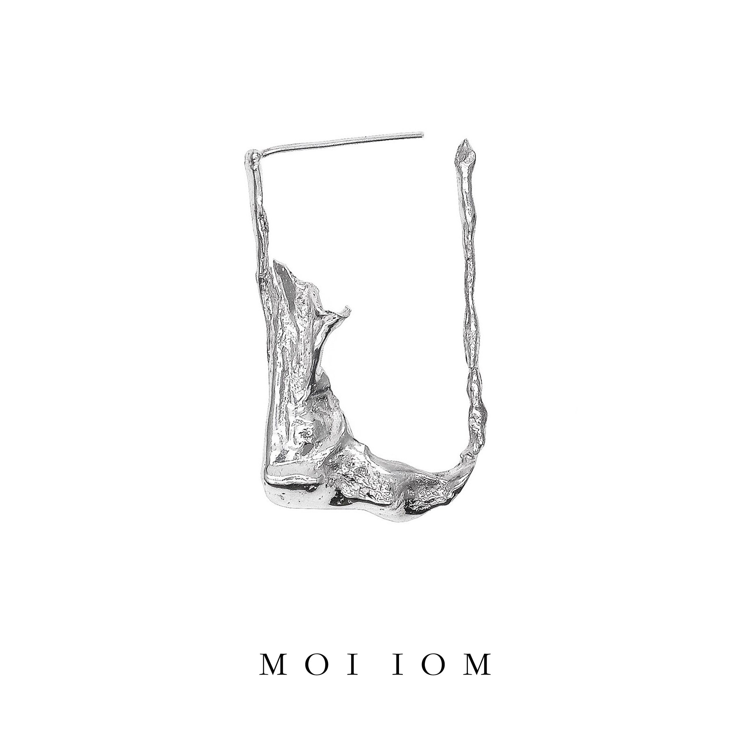 moi iom小众原创设计925纯银帅气方形流动质感肌理耳饰气质大耳钉