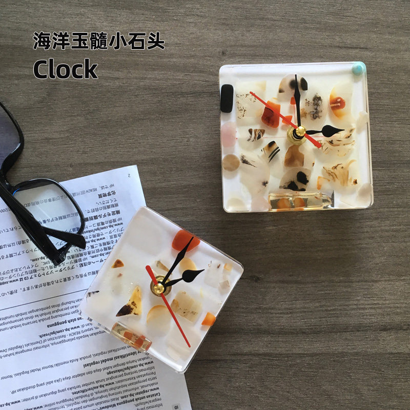 时钟海洋玉髓玛瑙台钟摆件