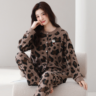 秋冬季保暖长袖开衫睡衣套装羊毛蚕丝德绒女豹纹家居服加绒加厚