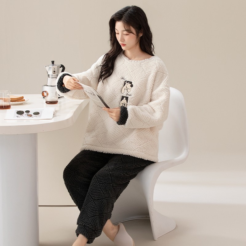 法兰绒睡衣套装珊瑚绒加绒加厚女