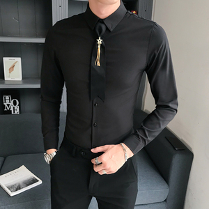 B302 CS68 21年秋夜店少爷工作服长袖衬衫 送同款领带 图片