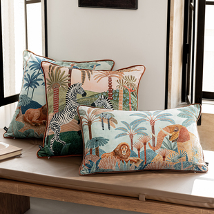百澜家居YH209棕树林动物插画抱枕客厅沙发靠背垫办公室靠包腰枕