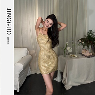 显瘦气质吊带连衣裙7572 小众设计感金色钉珠修身 JINGGUO轻奢
