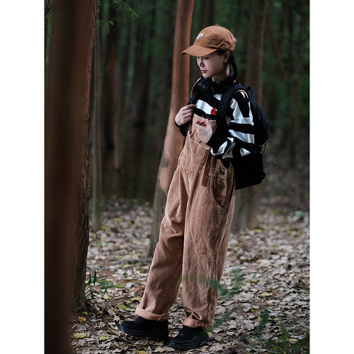 日系复古灯芯绒休闲宽松背带裤