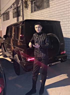 东大门ins黑武士掌柜同款棉服