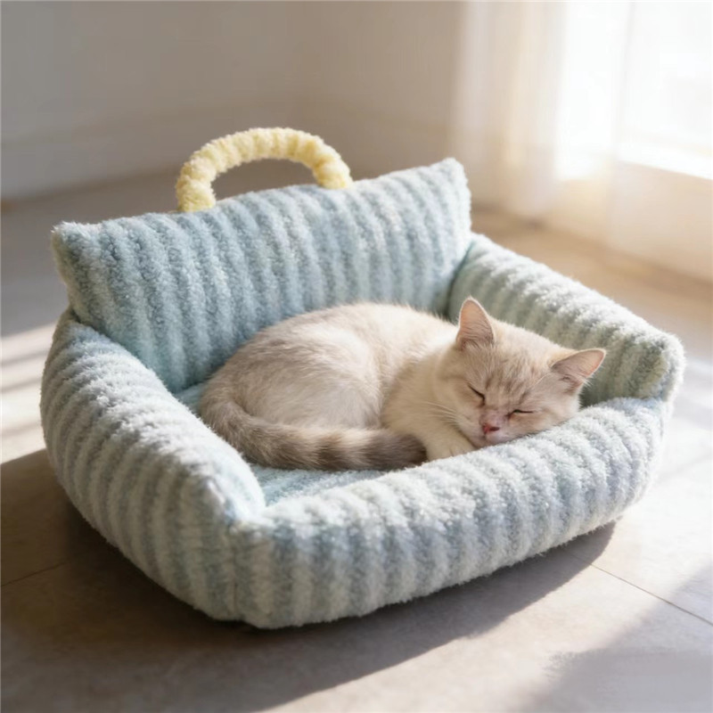 猫咪窝中小型宠物窝泰迪