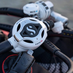 Scubapro MK25 EVO/S620 Ti新款白色钛合金呼吸调节器备用R105