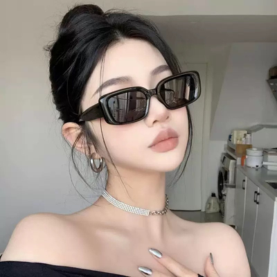 2025时尚欧美风复古百搭墨镜女高冷个性网红款防紫外线遮阳街拍男