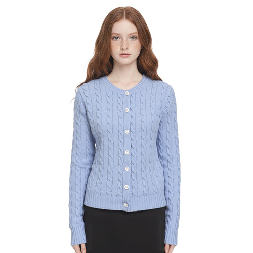 BM秋冬奶蓝色绝美毛衣基础款