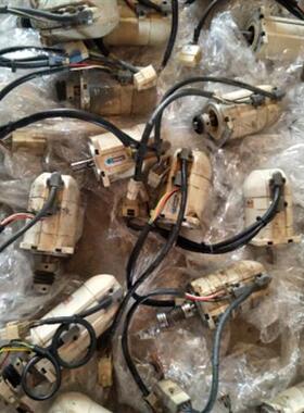 伺服电机MSM012A1EE 011A1E MQMA MSME152SCG  MCDJT3230议