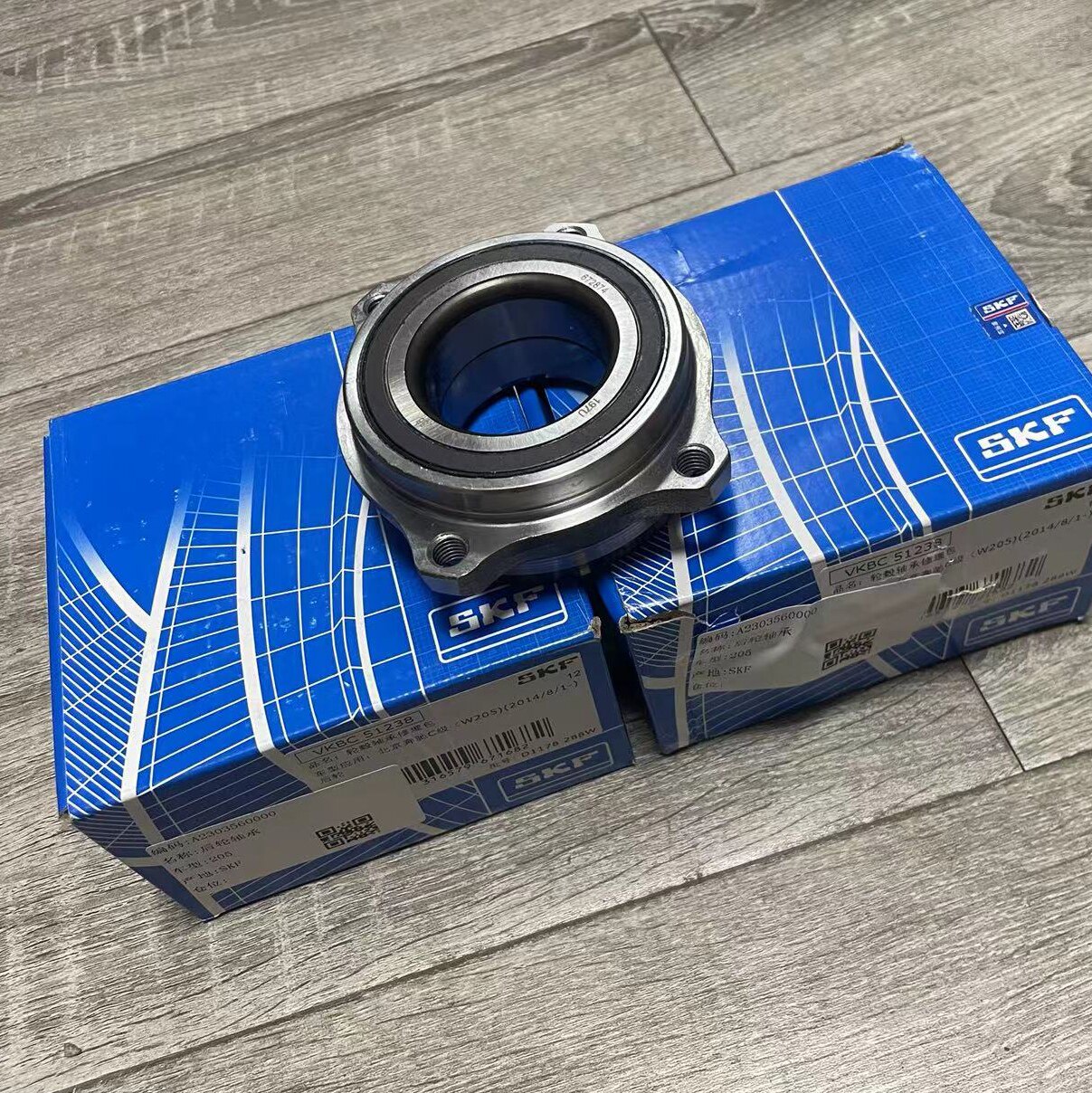 适用奔驰C180L C200L C260L C300L C43AMG W205后轮轴承轮毂轴承