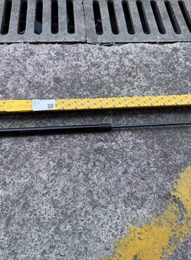 适用奔驰G级G500 G350 G55AMG G63AMG W463前引擎机盖液压撑杆