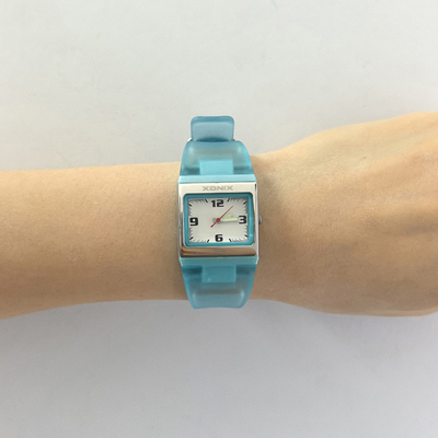 XONIX精准学生运动考试手表小初高男女生儿童石英指针式防水简约