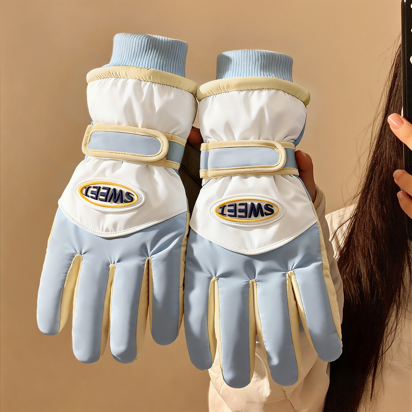 滑雪手套女冬季保暖骑行加绒加厚登山御寒全掌触屏防泼水骑电动车