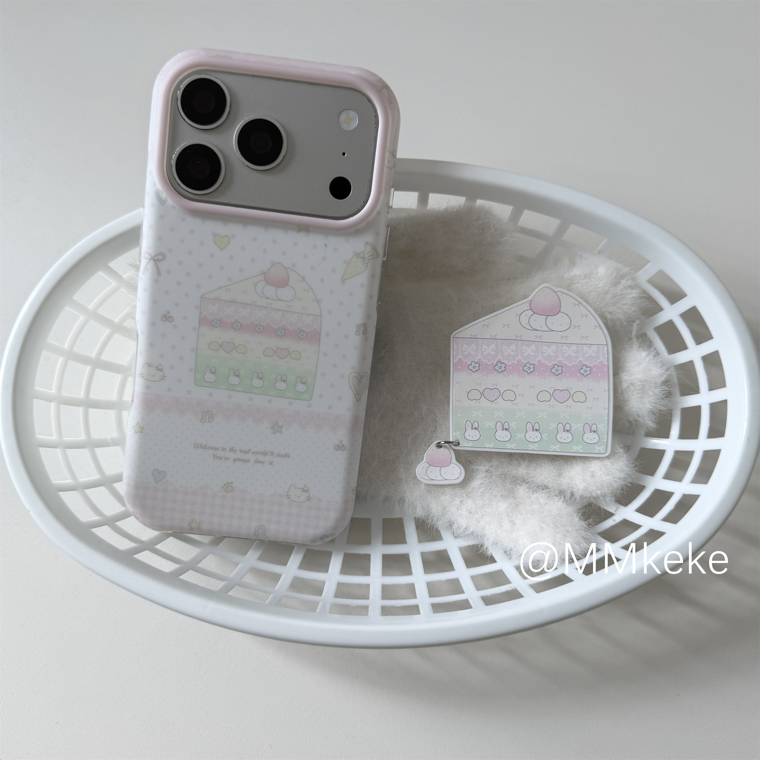 MMkeke韩系古早感ins软萌小兔子草莓奶油水果蛋糕适用iPhone17promax双层imd手机壳苹果16pro磨砂保护套15pm