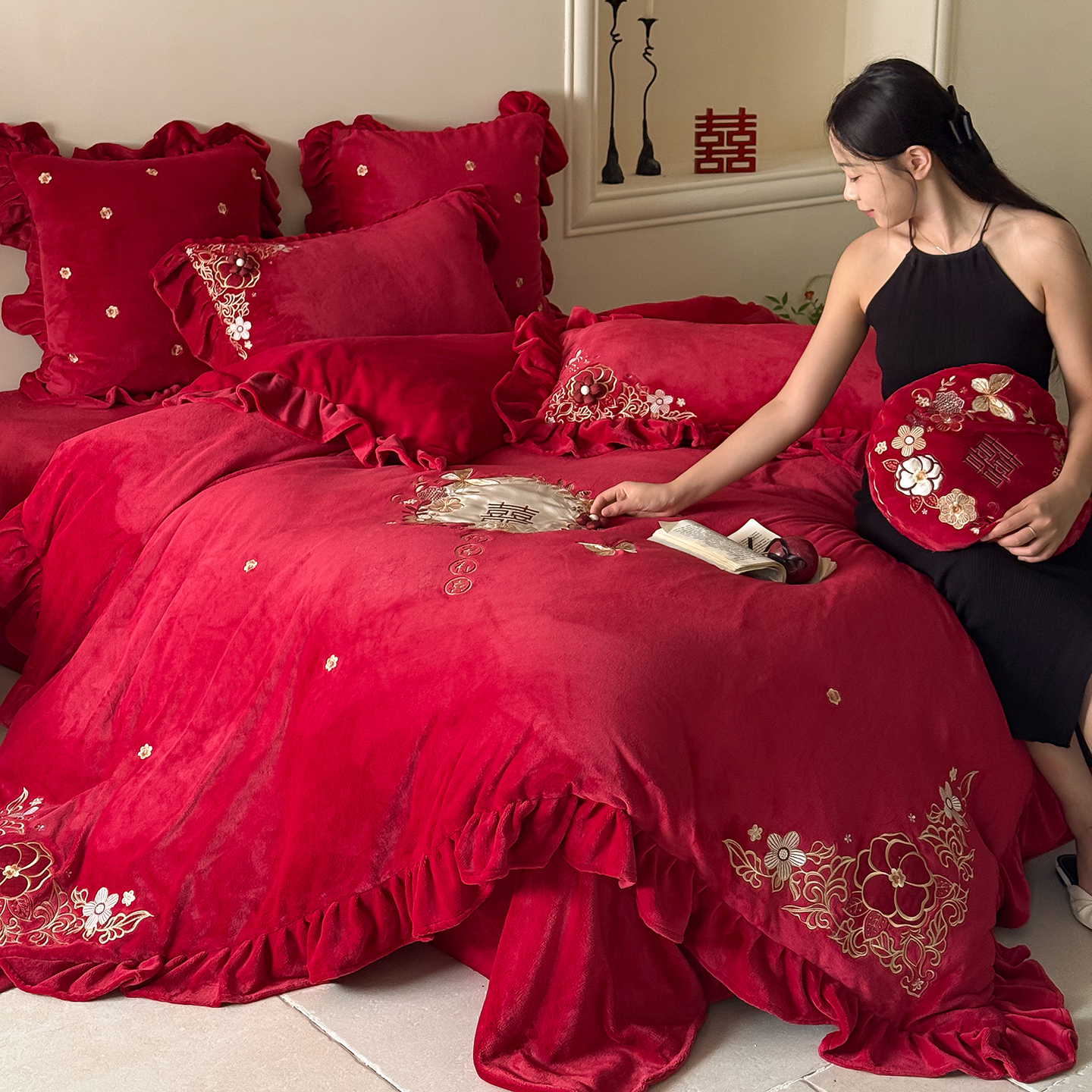 新中式刺绣花牛奶绒结婚庆四件套