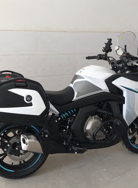 适用春风GT400CF650摩托车边箱侧箱尾箱储物箱尾架货架护杠保险杠