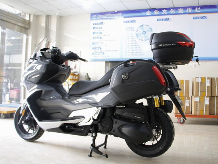 适合大阳摩托车adv350边箱尾箱侧箱改装通用三箱踏板防水快拆旅行