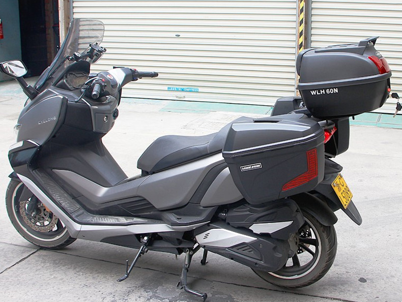 宗申赛科龙RT3边箱尾箱