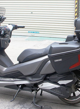适用于宗申赛科龙RT3边箱踏板车摩托车侧箱ZS250T-3后备箱尾箱