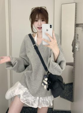 甜辣性感蕾丝挂脖裙打底连衣裙叠穿灰色宽松慵懒风毛衣套装