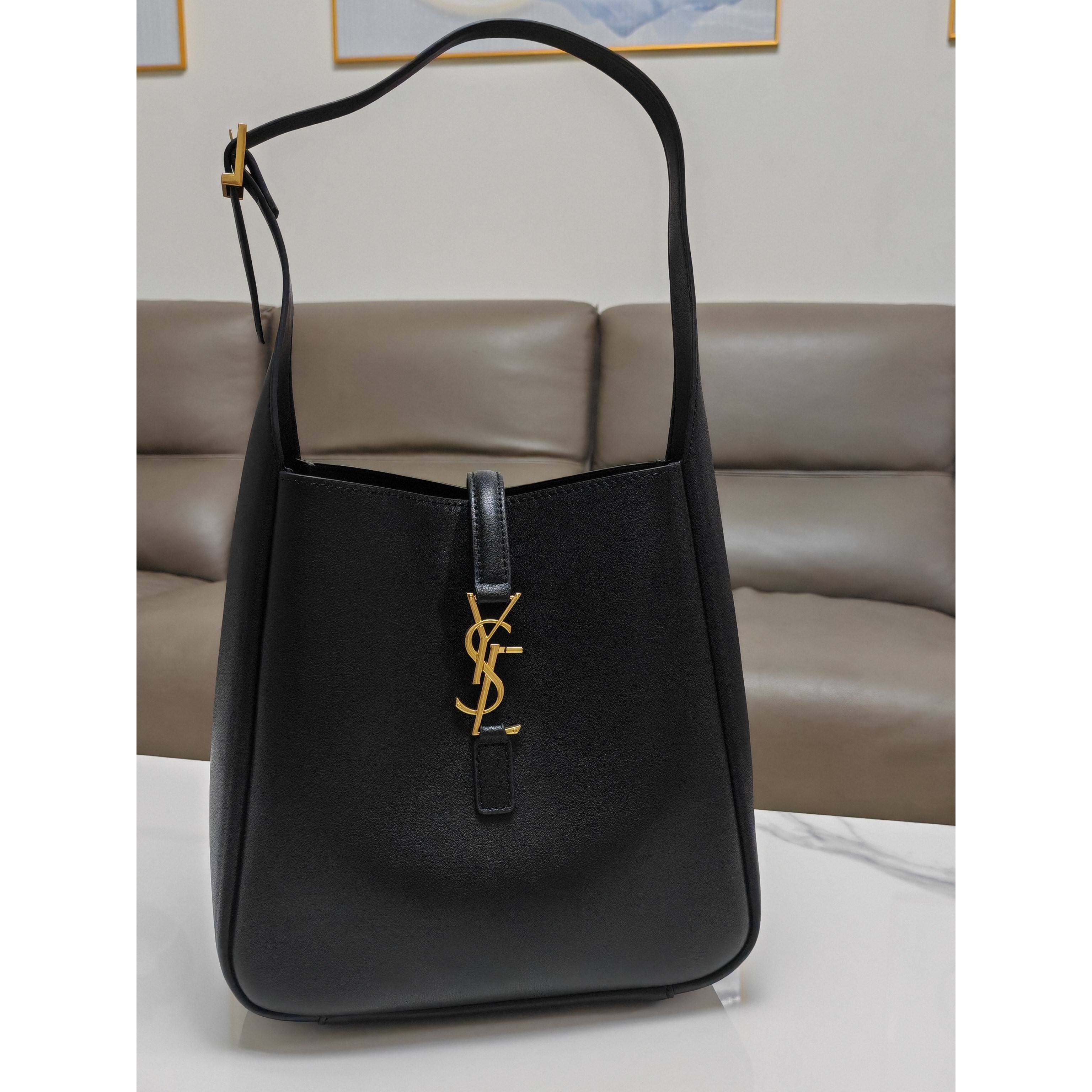 法国圣罗水桶包单肩腋下包包女