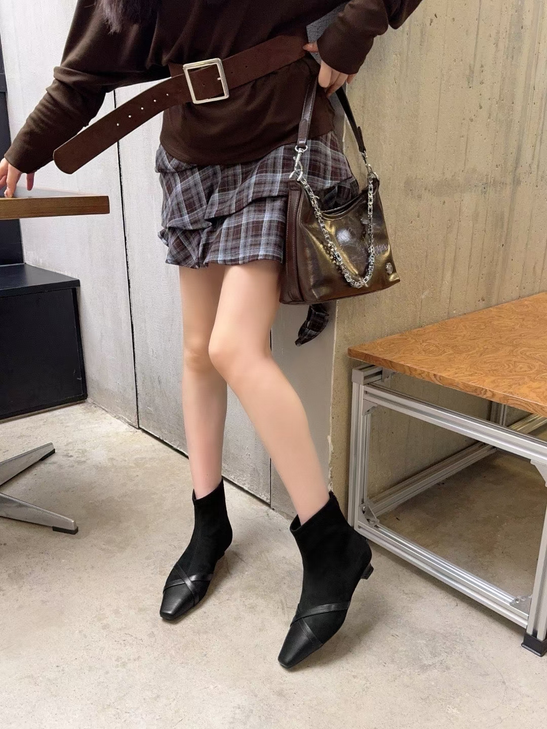 N6-CHAOPIN Namp62025冬季新款女鞋真皮皮面尖头细跟短靴女瘦瘦靴