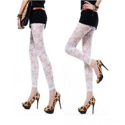 BlackWhitePantsSexym